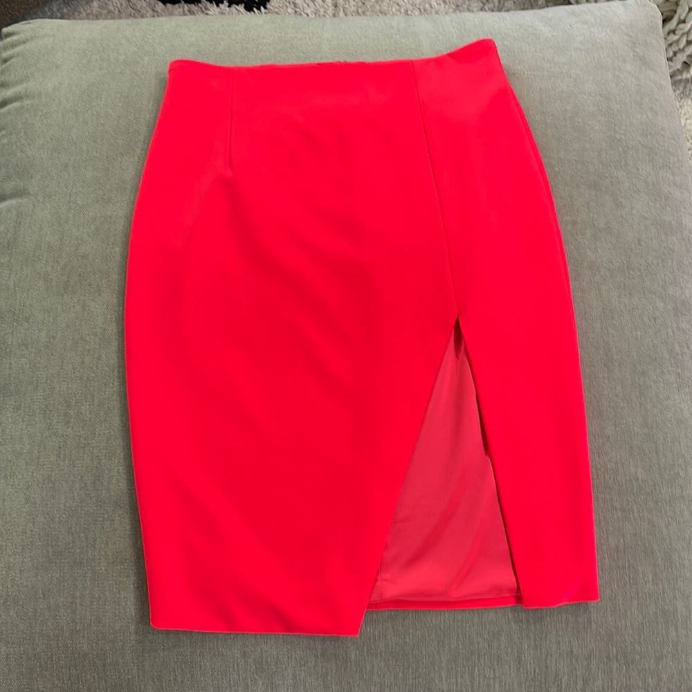 Bardot electric pink skirt size US 10/L